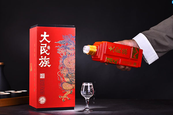 吃燒烤能喝白酒嗎？最好是不要喝白酒