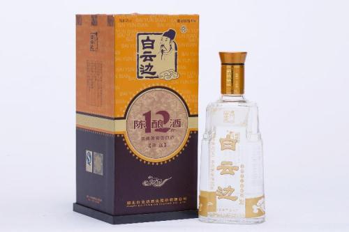 白云邊酒有哪些系列？白云邊酒的工藝特點(diǎn)是什么？