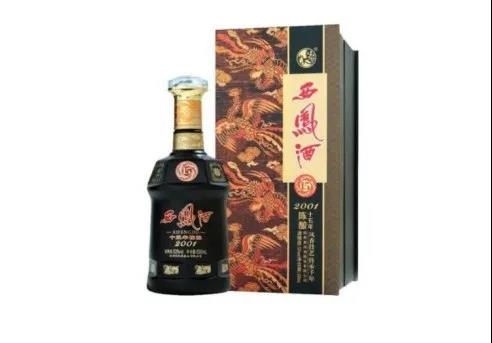 代表西鳳拿下青酌大獎！解密52度西鳳酒15年陳釀（新版）成功之道