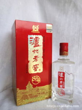 瀘州古酒52度八年陳的價格表(瀘州御酒八年陳52度價格)