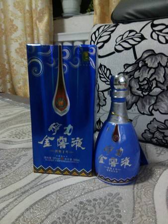 藍色御之藍酒多少錢(藍之藍酒價格表和圖片)