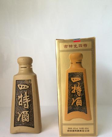 45度古鐘瓷四特酒多少線一瓶(古鐘瓷四特酒45度價(jià)格)