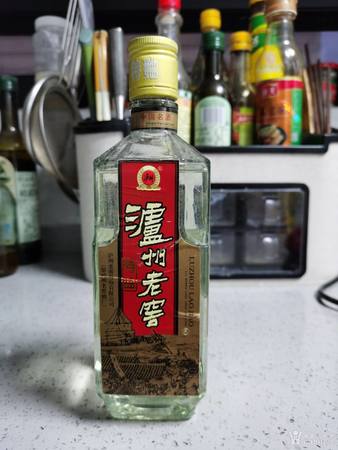 93年瀘州老窖鑒別(93年瀘州老窖鑒別方法)