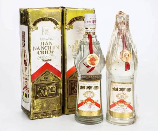 四川12金釵酒是什么酒名(金陵十二釵是什么酒)