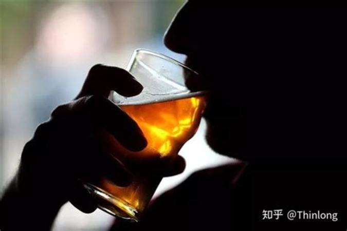 為什么不能喝混酒,酒混著喝有什么危害呢